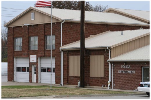 Welfare check uncovers two dead in Cedar County