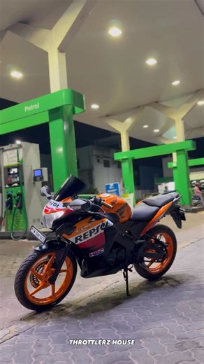 THROTTLERZ HOUSE on Instagram: "CBR 650 Restoration‼️ #yamaha #throttlerzhouse #r15v3 #ktm #duke200 #accident #r15 #insta #daily #"