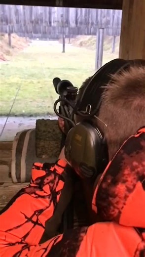 👌👍🌿🌾#osten #fyppppppppppppppppppppppp #toptehm #treckerfahrer #mv #mvp #ossipower #fypシ゚viral #fypage #fy #jäger #jägerin #jägerhut #blaserr8 #blaser #sauerundsohn #schießen #schießenüben #schießstand #fypシ゚viral #fypdong