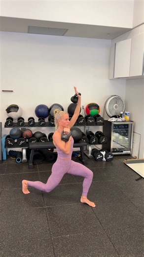 Ginger Ressler on Instagram: "Earn your power, stack that confidence, and then repeat. @fabletics HeatherFlex Cropped Tank and High-Waisted Legging"