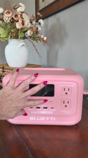 Portable Solar Powered Generator for Travel and Emergencies