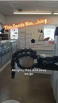 A Juicy Surprise Inside This Geode 😅... #geode #geodes #enhydro #geodecracking #nature #science