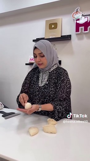 Master Baking with Our Free Online Course