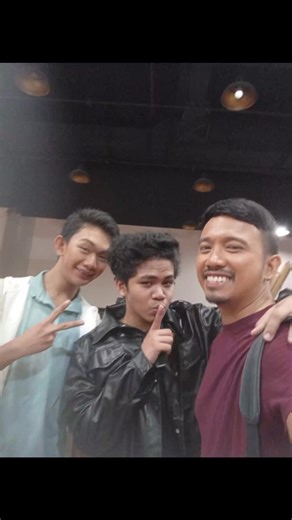 Throwback pics! @highlight Rouelle Carino Lucky M. Robles Armand Mandapat Dominador Alviola Jr. Jerome Evardome Darryl Jiandani Zildjian Mateo Almuena Stephen JC Baron Karl Serrano #fbviralpost2025シ #juneryleqiuambao #cloneofsteveperry #clonesopen #everyonehighlightsfollowers #fbreels2025ツ #followersreelsfypシ゚viralシfypシ゚viralシalシ #eatbulagatv5 #DABARKADS #EATBULAGA | June Ryle Quiambao