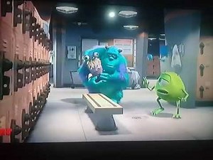 Monsters Inc - Boo Cantando en el Baño