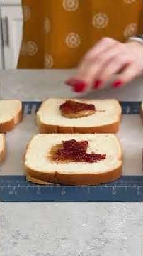How to Make Stuffed French Toast With Kids Club