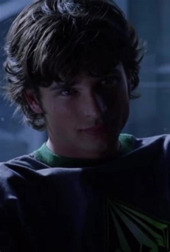 Clark kent #fyp #viral #smallville