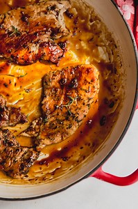 4.8K views · 35 reactions | These orange-glazed turkey cutlets are the perfect easy autumn dinner, or main dish for Thanksgiving! They’re quick-cooking and have the perfect sweet and sticky glaze. 1 tsp dried thyme 1 tsp dried sage 1 tsp onion powder 2 tsp dried parsley Salt & pepper 1 lb turkey cutlets 1 tbsp avocado oil 2 tbsp coconut aminos, divided 2 cloves garlic, minced ⅓ cup orange juice 1 tbsp maple syrup Fresh thyme, to serve | Unbound Wellness | Facebook