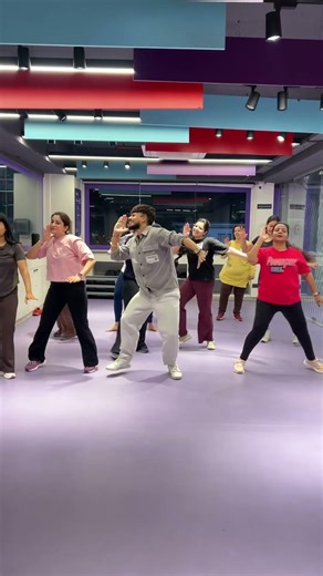 Munde bhangra paunde, te kudiyan gidha #dance #dailyshorts