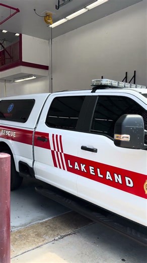 Lakeland Fire Department Medic 2 pulling out!