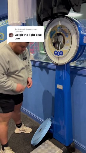 How to Use an Analog Weight Scale in the Gym