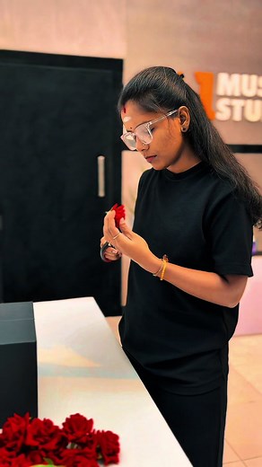 Surprise Gift Delivery for Unforgettable Valentine's Day