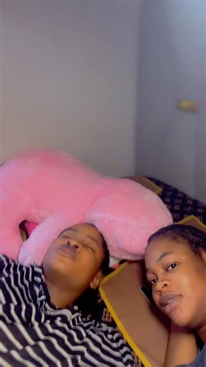Why is she running no be she want kiss 😂😂❤️ | Bella&Ella