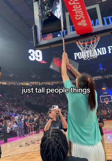 Dw Hanny’s got ya! 👏🤣 #nyliberty #wnba #hanxu #jonqueljones | tall women
