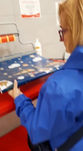 Gift Wrapping Techniques for Special Occasions