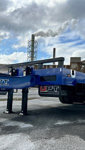 Rolling out 😎 #truck #trailer #custom #ultimateplanttrailers #style #kenworth #mack #trucks #combo #steel #fabrication #customtrailers #quality #bling #chrome #rolling | UPT - Ultimate Plant Trailers