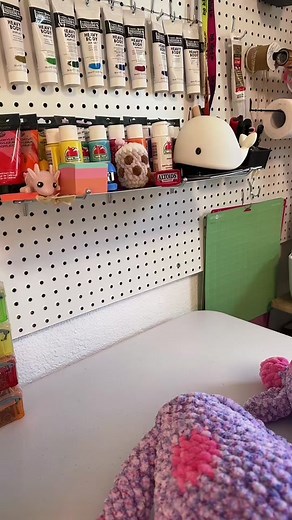 Standing Giraffe Crochet Pattern with Free Tutorial