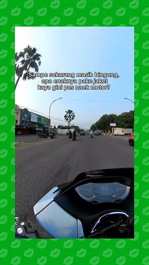 137K views · 435 reactions | Iya ya, apa enaknya sih make jaket begitu? #lambeonlen #kelakuan #customer #driver #warga62 #ojol #dramaojol #gojek #grab #maxim #ojekonline #viral #gofood #grabfood #shopee #shopeefood #adaadaaja | Lambeonlen | Facebook