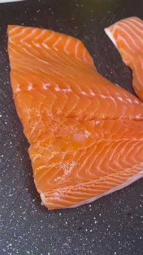 Creamy spinach stuffed salmon!! #cheftony #atl #salmon #spinach #creamy #seafood #reels #tiktok