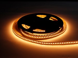 [Hot Item] Full Spectrum Strip 2835 180 LED/M Full Spectrum Strip