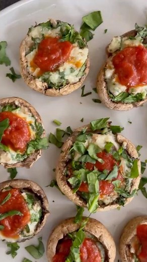 Easy Grilled stuffed mushrooms with cheese and spinach