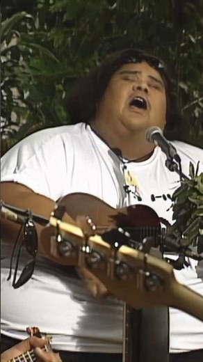 Israel and his band performing “Living in a Sovereign Land” live from Waioli Tea Room in Manoa. #iz