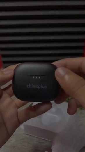 Lenovo Think Plus LP3 Pro Headphone Charging Case Overview