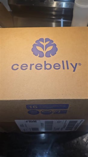 We LOVE @Cerebelly so much! such clean, healthy ingredients! something i feel good about giving my baby! #cerebelly #babyfood #babynutrition #9monthsold #healthybabyfood