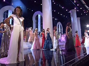 59K views · 844 reactions | Absolutely STUNNING!  | Miss Universe | Facebook