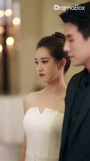 💕 She Wanted Distance From Him… But His Devotion Changed Her Heart
