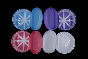 [Hot Item] New Design Denture Box with Net/Dental Box with Basket