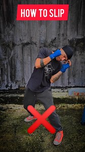 How to slip #boxbraidsbrasiloficial #UFCFightPass #boxingday #boxeo #mmafighter #box #mma #selfdefense #boxingtraining #ufc | Ney.Martial.arts