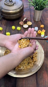 Tamarind Rice / Puliyogare Not just in temples but Tamarind rice is often made in South Indian homes. There are many ways and variations of this recipe, sharing my way of making it. ➡️ Ingredients & Method *For the Masala 3 to 4 dry Red Chillies 2 tsp Coriander Seeds 1 tsp Chana Dal 1 tsp Urad Dal 1/4 tsp Back Pepper 1/4 tsp Fenugreek Seeds 1/2 tsp Sesame Seeds Dry roast all the above mentioned ingredients on low heat and switch off the flame once it turns aromatic. Now add asafoetida and grind 