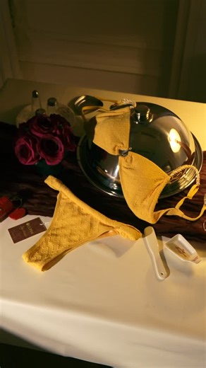 CUPSHE | Swimwear & Resortwear on Instagram: "Love at first sight 🌹⁠ ⁠ #Cupshe"