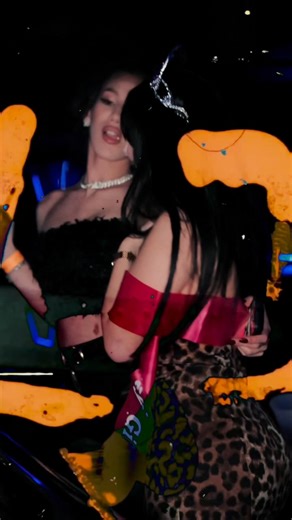 🇸🇰🔥 PIATOK → SOBOTA = VÍKEND NA PLNÝ PLYN 🔥 PIATOK: Štefanská párty 🍾 SOBOTA: Don’t Tell Ur Mamma – Silvestrovský Warm Up 🎉 Dve noci. Jedno mesto. Žiadne výhovorky. Oslavujeme, tancujeme a pripravujeme sa na najväčšiu noc roka. Žiadny spánok, len dobrá nálada, hlasná hudba a drinky, ktoré tečú prúdom 🥂 Ak ideš von, tak vieš kam. Vidíme sa na tanečnom parkete 💃🕺 ————- 🇬🇧 🔥 FRIDAY → SATURDAY = FULL WEEKEND MODE ON 🔥 FRIDAY: Štefanská Party 🍾 SATURDAY: Don’t Tell Ur Mamma – Silvester 