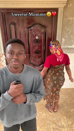 African Kids Dancing with Sweetie Mommy Sound