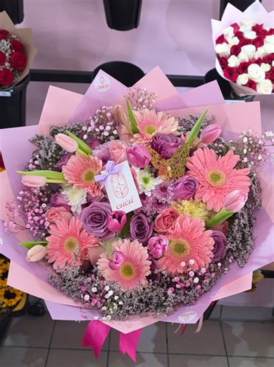 🩷🩷🩷 📲WhatsApp: 6632041836 📍Tijuana, Rosarito y Tecate 💻 www.cucuflowershop.com #gerberas #tulipanes #ramos #regalospersonalizados #arreglosflorales