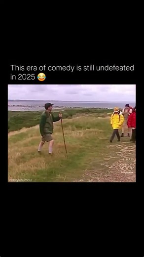 Old Style Humour on Instagram: "😂 Credit: The Sketch Show 🎥 Interesting Fact: In The Sketch Show’s lip readers sketch, the humor hinged on Lee Mack giving his entire inspirational speech with total sincerity—while facing completely the wrong way. Production notes reveal that the hikers’ polite request for him to “turn around” had to sound calm and courteous so the reveal felt soft rather than jarring. Mack’s reaction timing was practiced over and over, since even a tiny pause threw off the pun