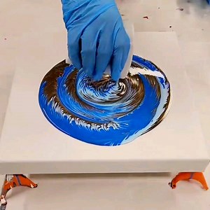 44K views · 1.4K reactions | Jump into winter with this gorgeous blue straight split cup acrylic pour making an icy wave! | Mixed Media Girl | Facebook