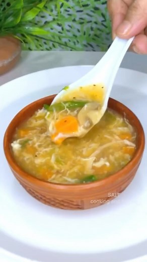 781K views · 5.2K reactions | Chicken soup #soup #foodie #easyrecipe | SALT- Cooking & Baking | Facebook