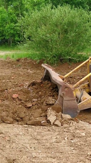 Komatsu D75S Crawler Loader 🚜💥🔥