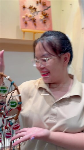 2026: Không cần vội vã, chỉ cần tốt hơn chính mình của ngày hôm qua. ✨ Cùng Pi's Art gói ghém những dự định vào chiếc Vision Tree – để mỗi ngày ngắm nhìn là một niềm vui & một bước đến gần mục tiêu hơn nhé. 🌿 --- Pi's Art | Workshop Sáng tạo & Chữa lành 🌿 F5 tâm hồn qua nghệ thuật thủ công dành cho mọi đối tượng, không cần kĩ năng hay kinh nghiệm. ⭐️ Đan len | Macrame | Vẽ tranh & hơn thế nữa. --- Mở cửa hàng tuần. Book một buổi hẹn với chính mình nhé! ❤️ 📍Pi’s Art - Số 60, Đường số 7, Cityla