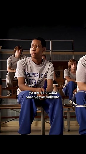 2M views · 75K reactions | CHRIS SE VUELVE GAY? . . . . . . . . #película #reels #sticker #game.. #facebookviral #Películas | MrToon | Facebook