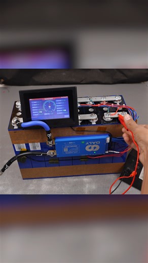 28K views · 169 reactions | how Build home solar battery backup 200Ah Home Energy Storage Smart 12V BMS | Homemade Creative | Facebook