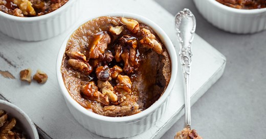 Pudding au pain rassis et aux noix