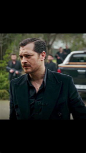 Helix on Instagram: "Orayı da Patlatırım Lan! #eşrefrüya #eşreftek #esrefrüyadizi #aftereffects #4k"