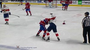 🤭 Full video: https://www.hockeyfights.com/fights/n258705 | hockeyfights.com