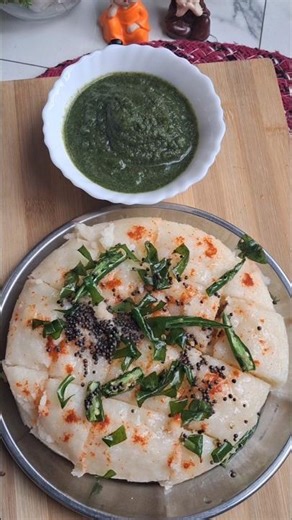 Suji Dhokla Recipe | Instant Soft & Spongy Rava Dhokla | Easy Breakfast Recipe #Shorts
