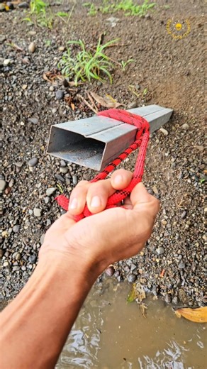 a very simple and useful knot for pulling object #rope #tips #knot