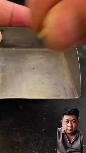 How to Achieve Stunning Gold Makeup